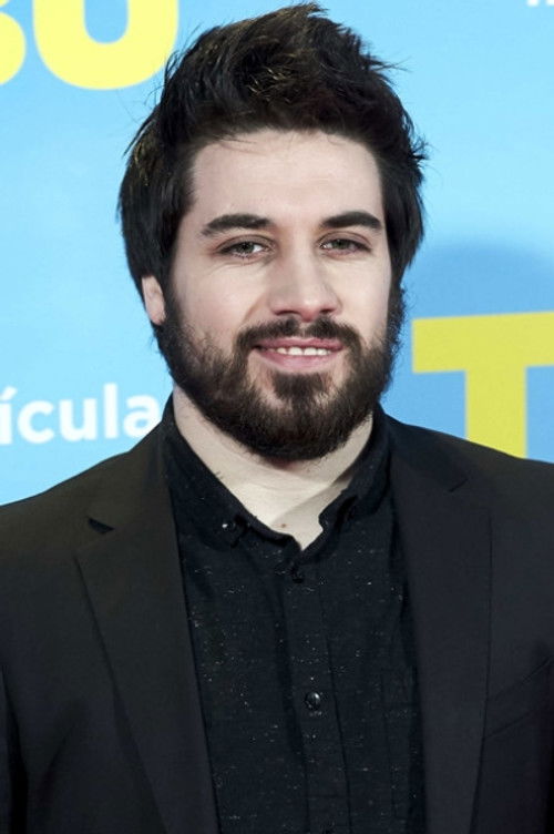 Manuel Huedo as Maikel