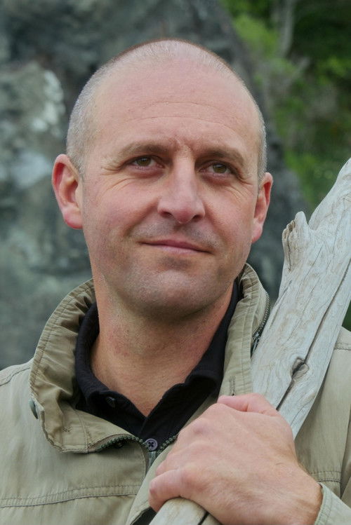 Tyler Pochop as Man in the Box