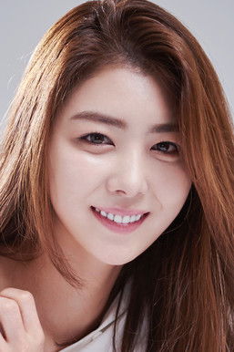 Yoo Jung-Rae as Homeroom Teacher