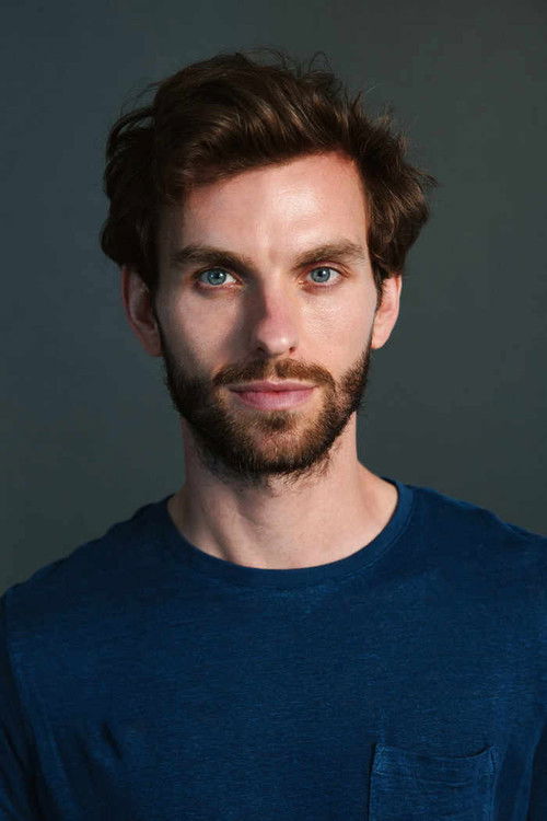 Angélo Schuurmans as Ad