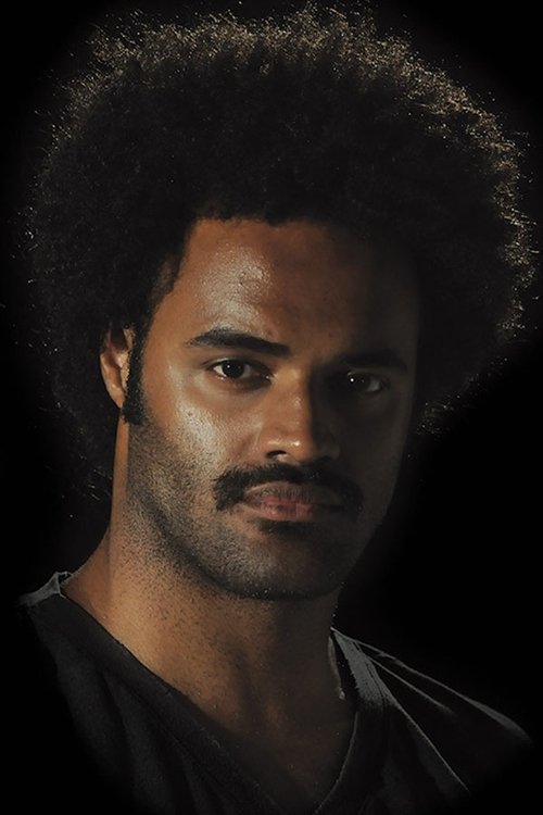 Luiz Felipe Lucas as 