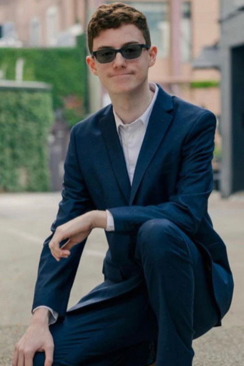 Reiken Smith as Himself (Uncredited)