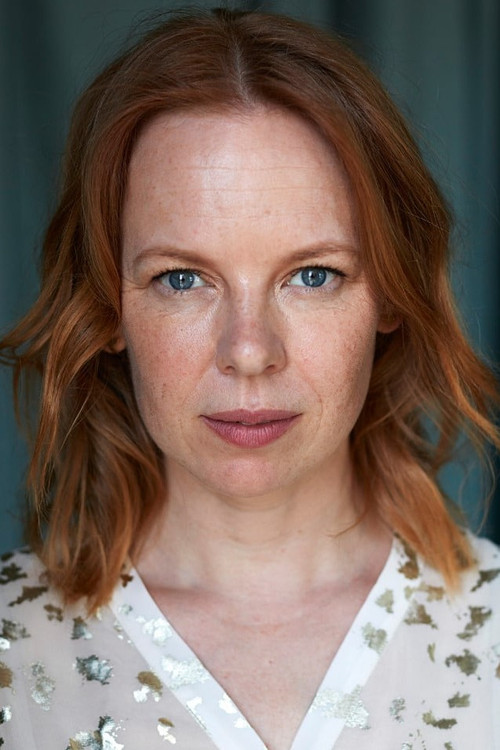 Alma Pöysti as Caroline