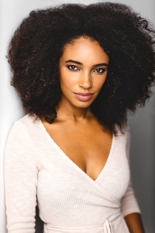 Jessica Thomas as Ophelia Skye