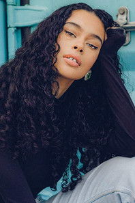 Rainy Milo as Villageoise