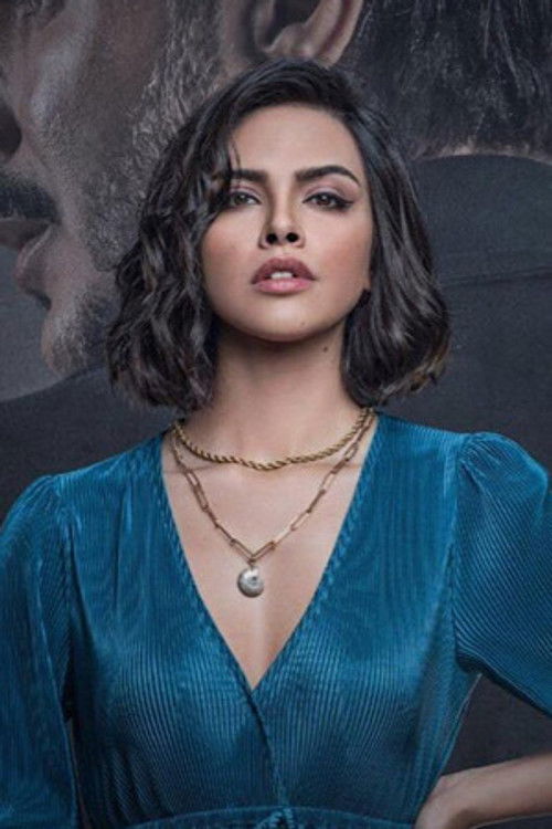 Yara Qassem as Sahar