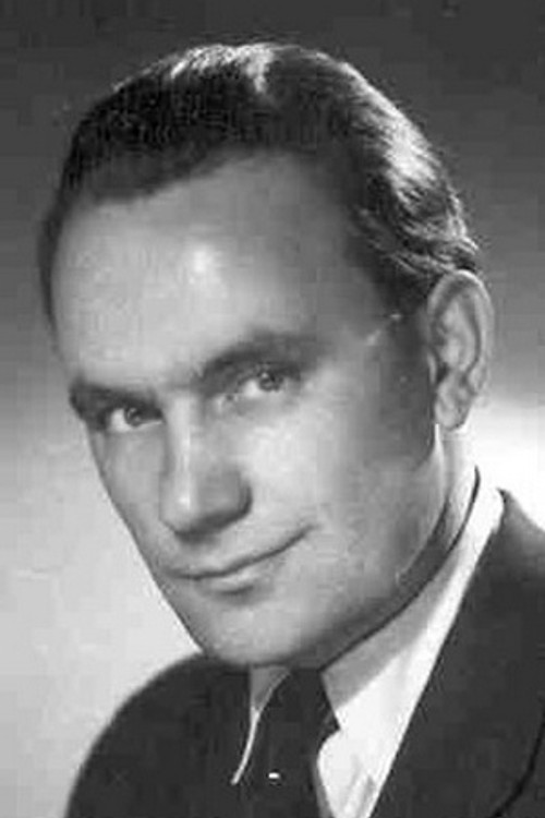 Henryk Dudziński as Militiaman (uncredited)