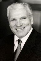 Roger Allford as Charles Arnot