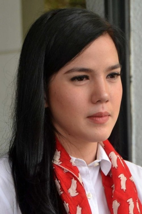 Alice Norin as Amelita Adinda