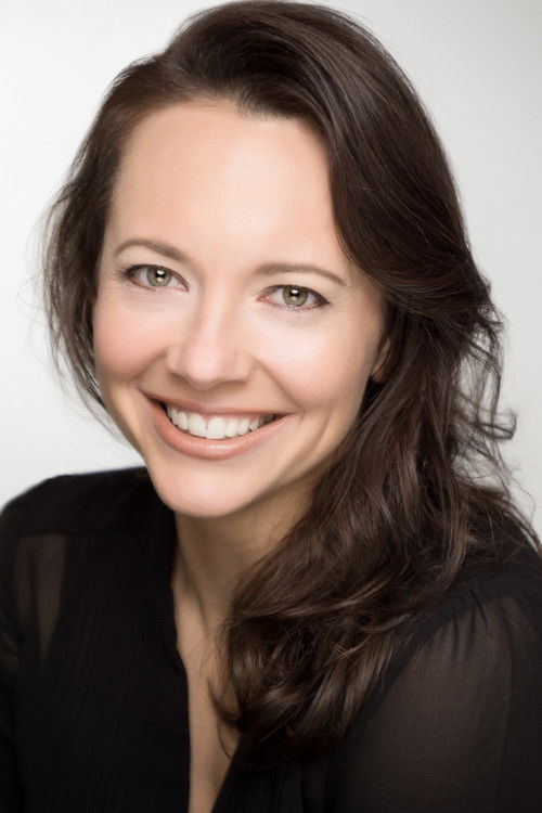 Haley Talbot as Lori Baker