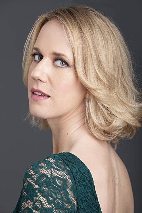 Verónica Polo as Harriet