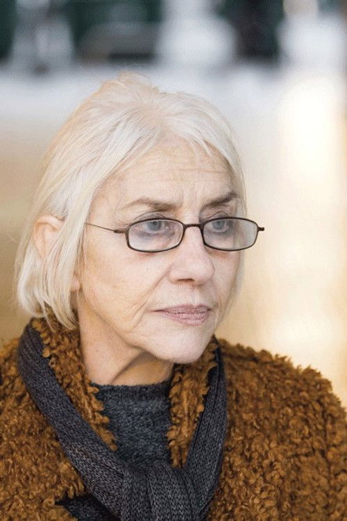 Mirentxu Loyarte as Herself