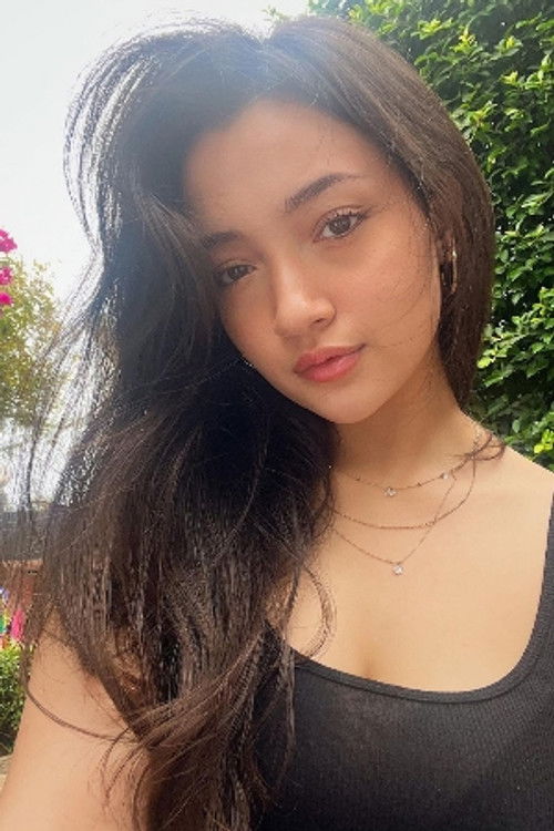 Megan Domani as Ziva