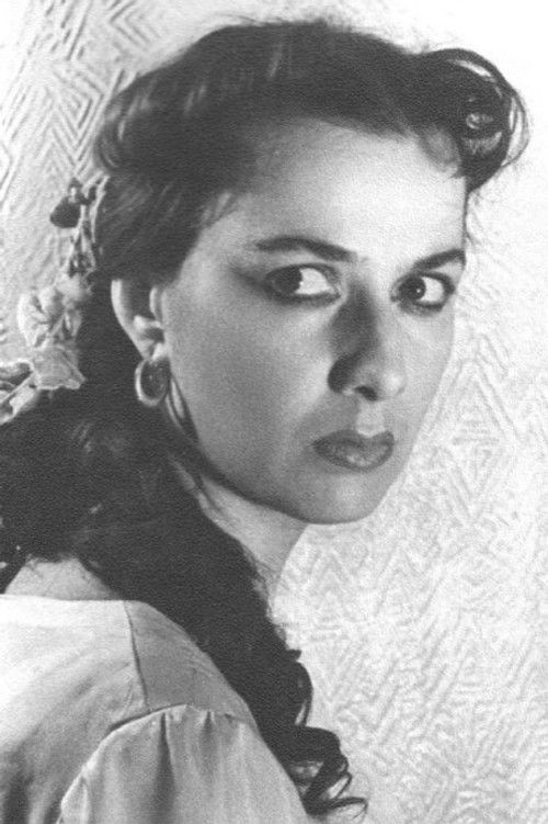 Tamilla Aghamirova as Khavar