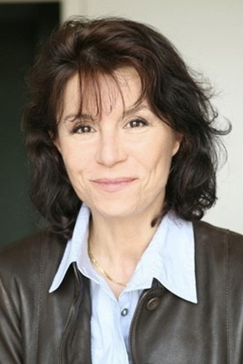 Sylvie Le Brigant as Muriel