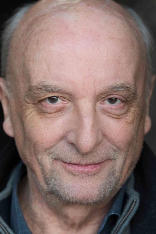 Laurent Claret as Denis, le directeur de la clinique