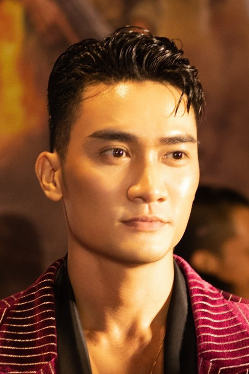 Lương Gia Huy as Hoàng