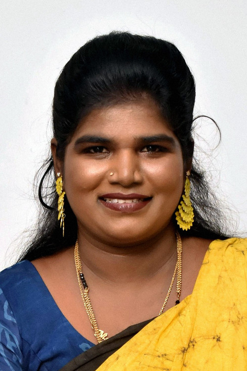 Aranthangi Nisha as Guru's wife