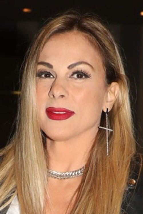 Zoza Metaxa as Veronika