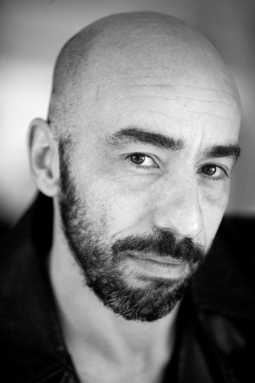 Romuald Szklartchik as 