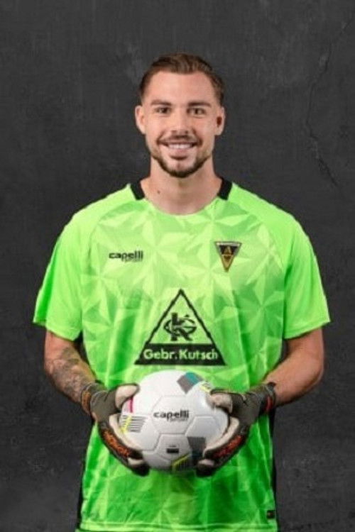 Marcel Johnen as Marcel Johnen