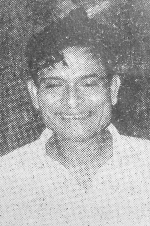 Pinaki Mukhopadhyay as Kokhon Da