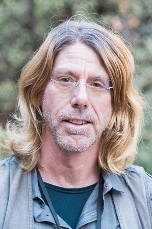 Alexander Gittinger as Slowly