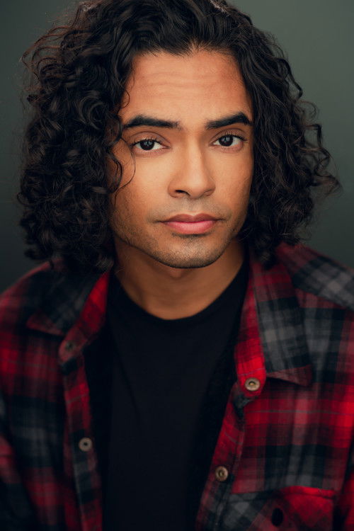 Sean Mana as Carlos