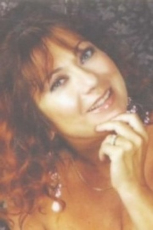 Rita Caldana as sarta con gli occhiali