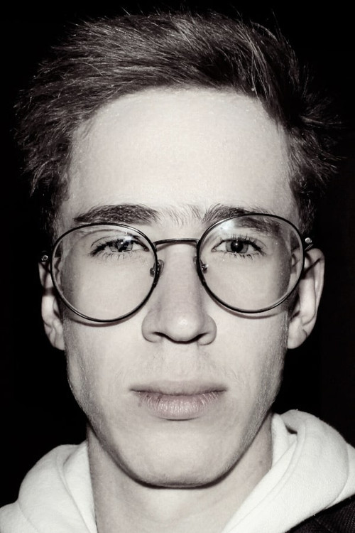 Nick Kremm as Carlos