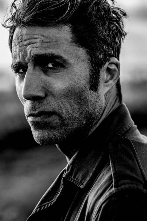 Roi Miller as Roomate