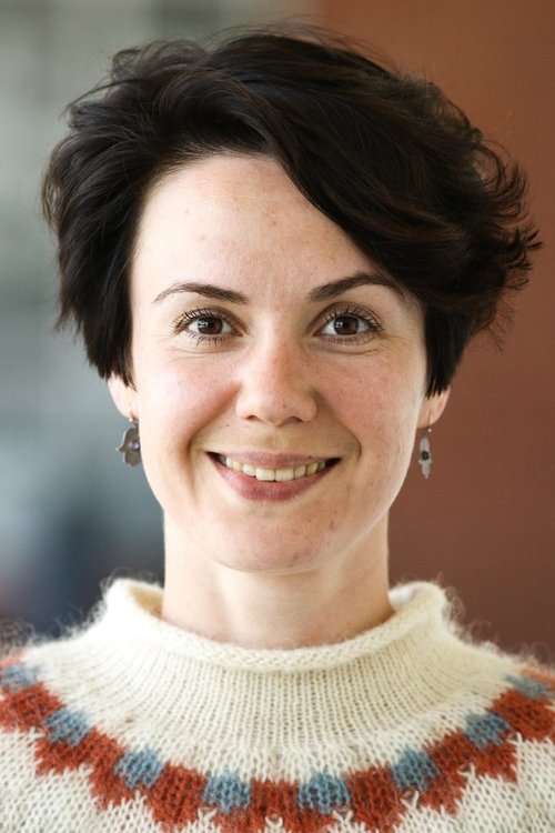 Maarja Mitt-Pichen as Regina