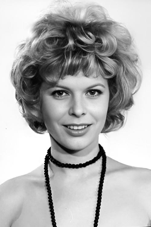 Astrid Frank as Christine Liddell