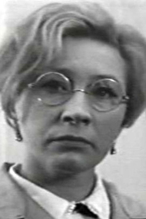 Natalya Enke as Анна Сергеевна