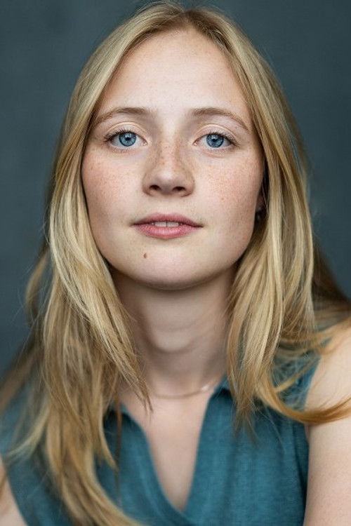 Alice Elliott as Sarah