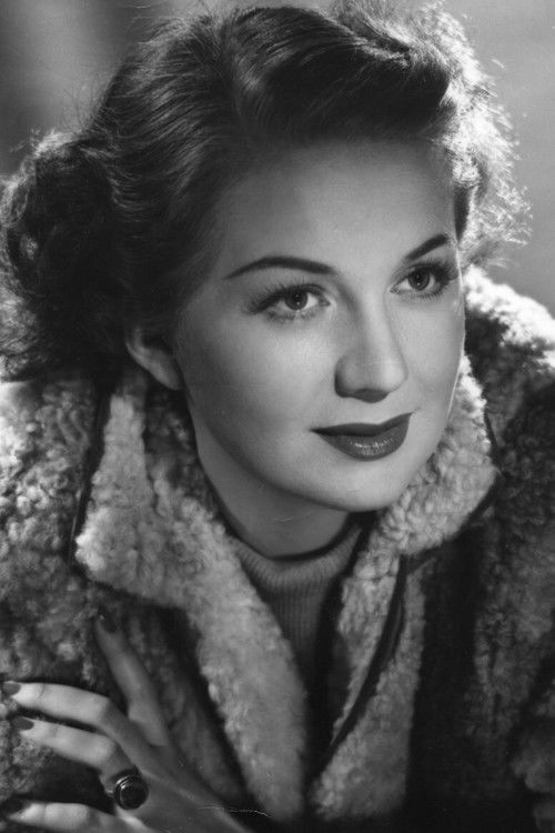 Mai-Brit Heljo as Hjördis