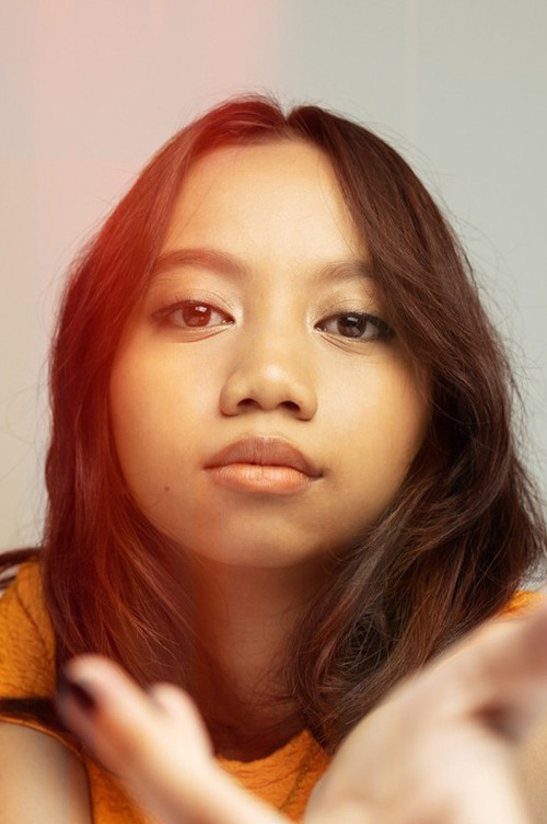 Deena Ezral as Farah