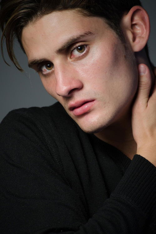 Santiago Reyes as David García