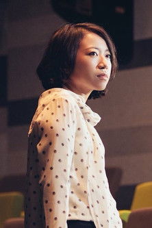 Jessey Tsang Tsui-shan as Teacher