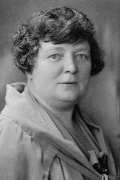 Bets Ranucci-Beckman as Aaf de Meeuw