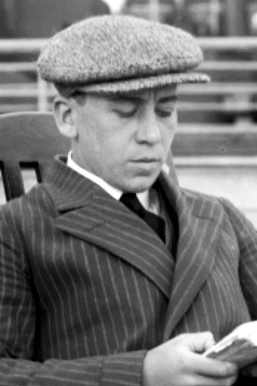 Victor Arfvidson as Dinner Guest