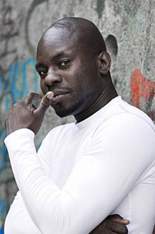 Charles Perrière as Logan