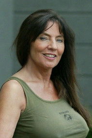 Agnieszka Fitkau as Nina's Friend