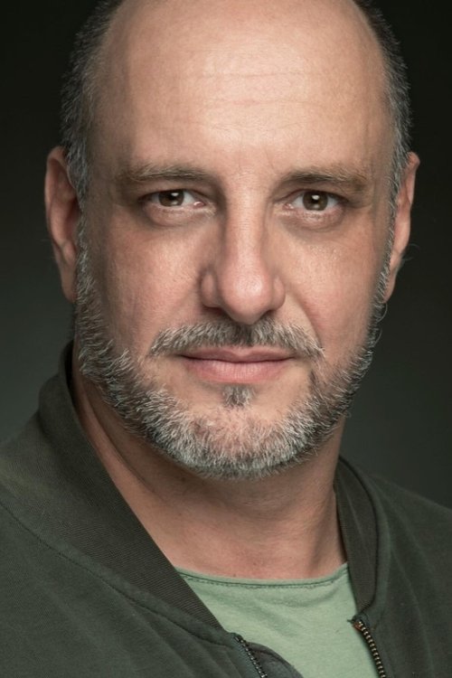 César Díaz Capilla as Master Lan (voice)
