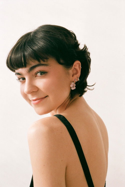 Pénélope Ducharme as Stella