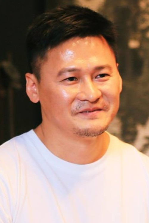 Lee Hsien-Heng as Uncle