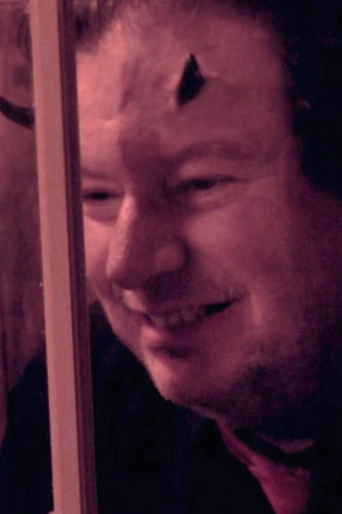 Tom Ferreira as Lou Siffer