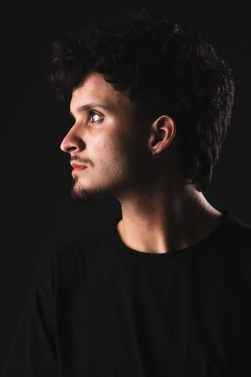 Arthur Henrique dos Reis as Caue