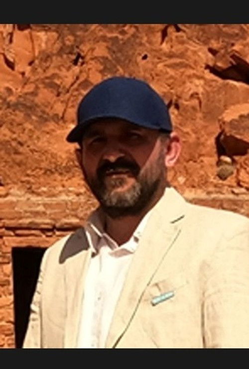 Jakub Baranski as Dillon, the rent-a-man