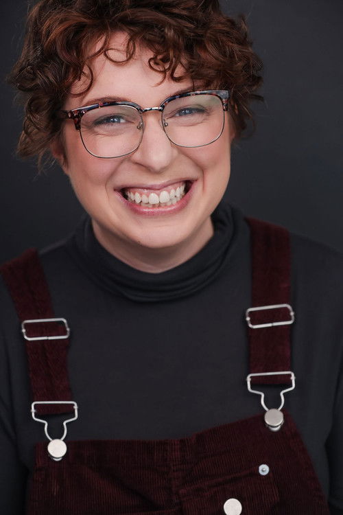 Natalie Younger as Nat Hamm